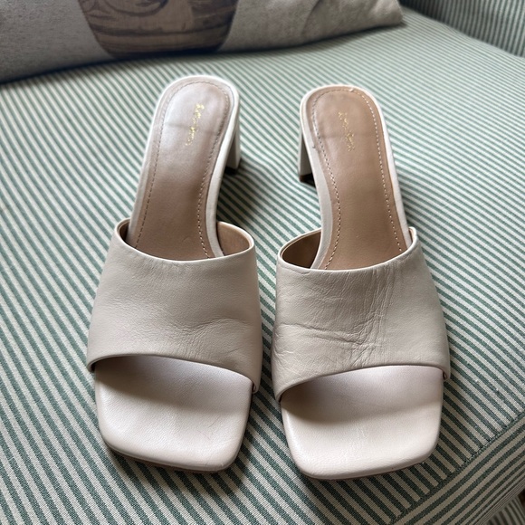 & Other Stories Cream Mules - Picture 1 of 5